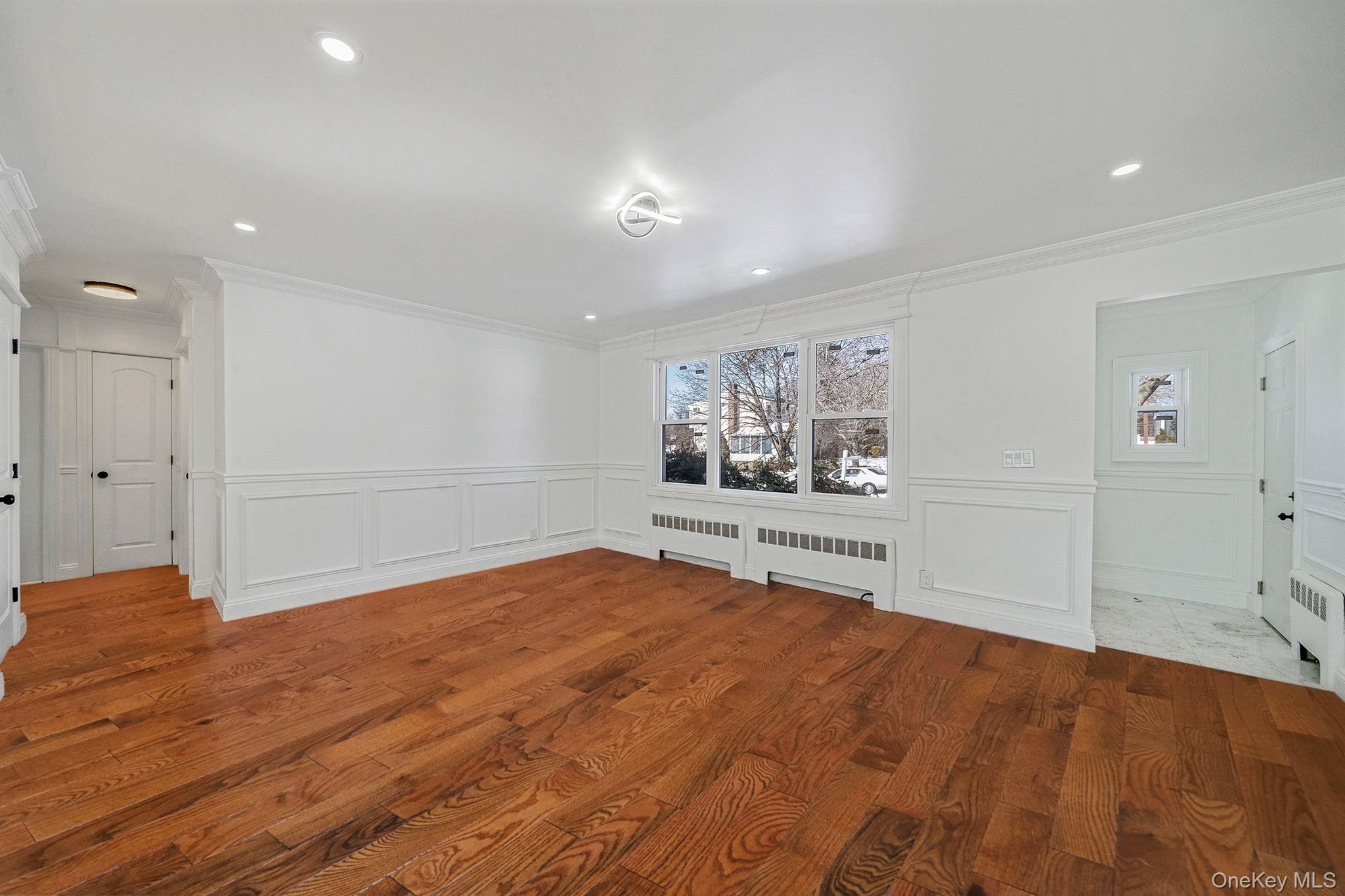 #6 photo, 420 Devonshire Road, 长岛 Baldwin , NY 11510