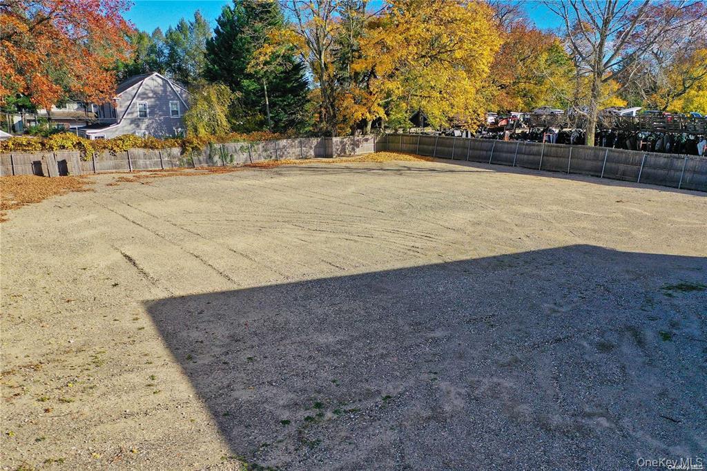 #4 photo, 8 Chadwick Street, Нассау ‖ Glen Cove , NY 11542