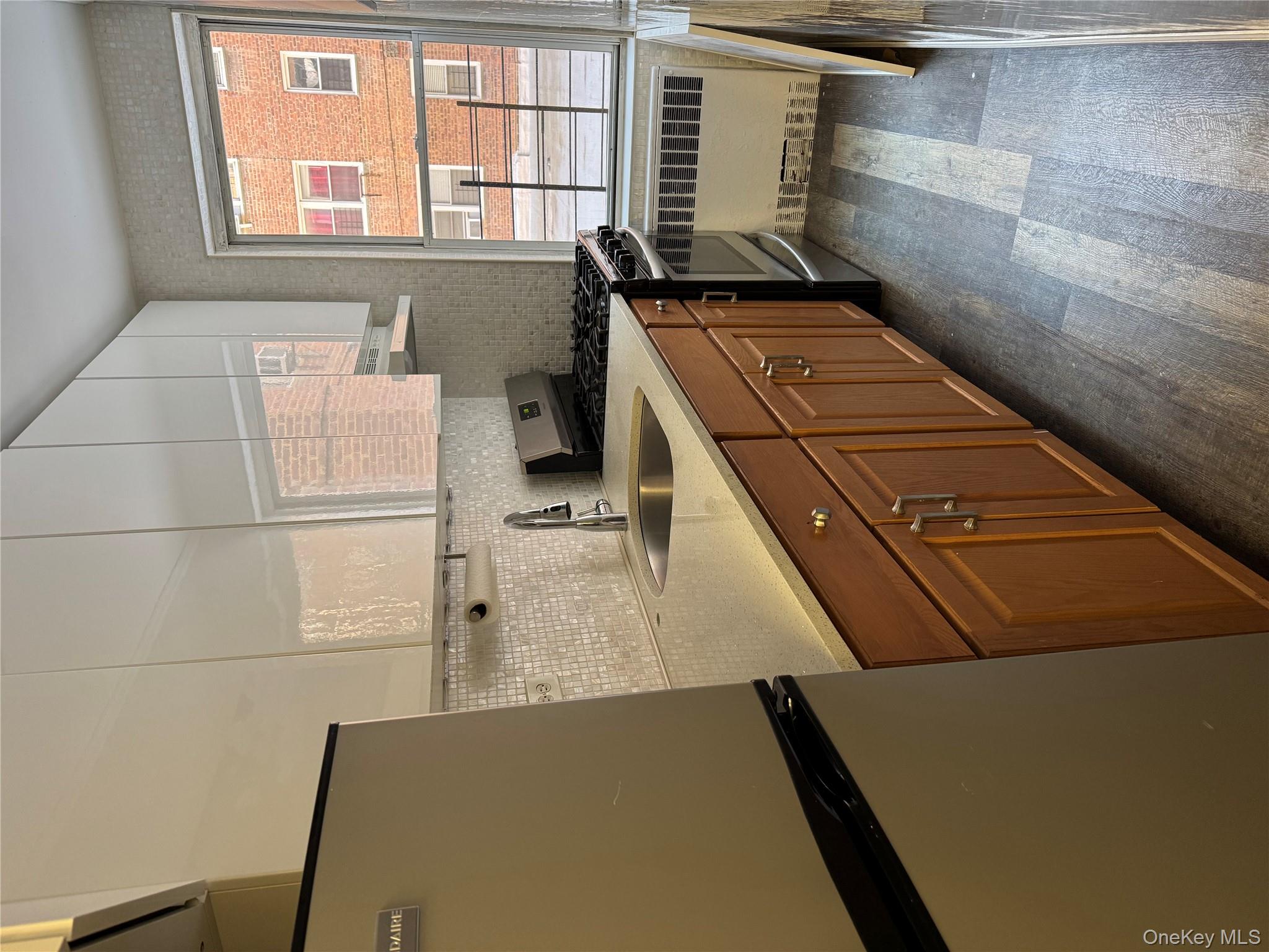 #8 photo, 9941 64th Avenue, كوينز Rego Park , NY 11374