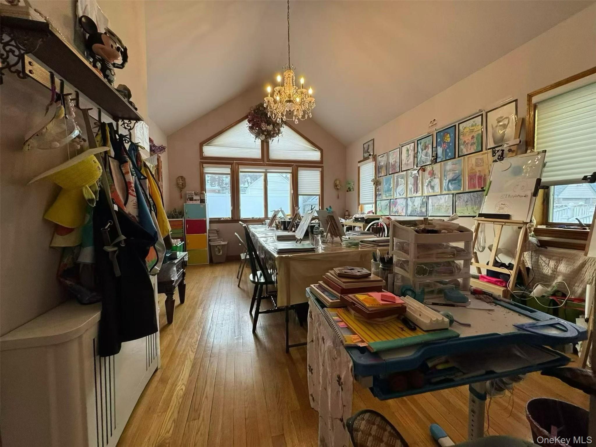 #6 photo, 4552 196th Street, קווינס Flushing , NY 11358