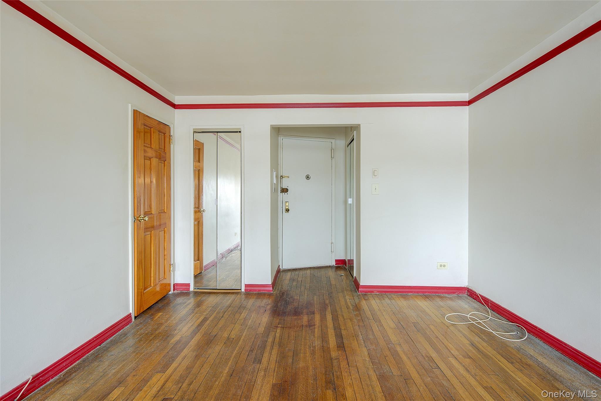 #20 photo, 6395 Austin Street, 뉴욕퀸즈 Rego Park , NY 11374