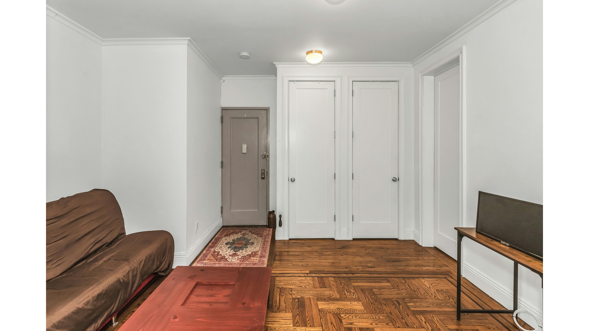 #7 photo, 24-75 38TH Street, Astoria , NY 11101