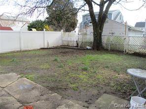 #2 photo, 323 peninsula, מחוז נסאו Cedarhurst , NY 11516