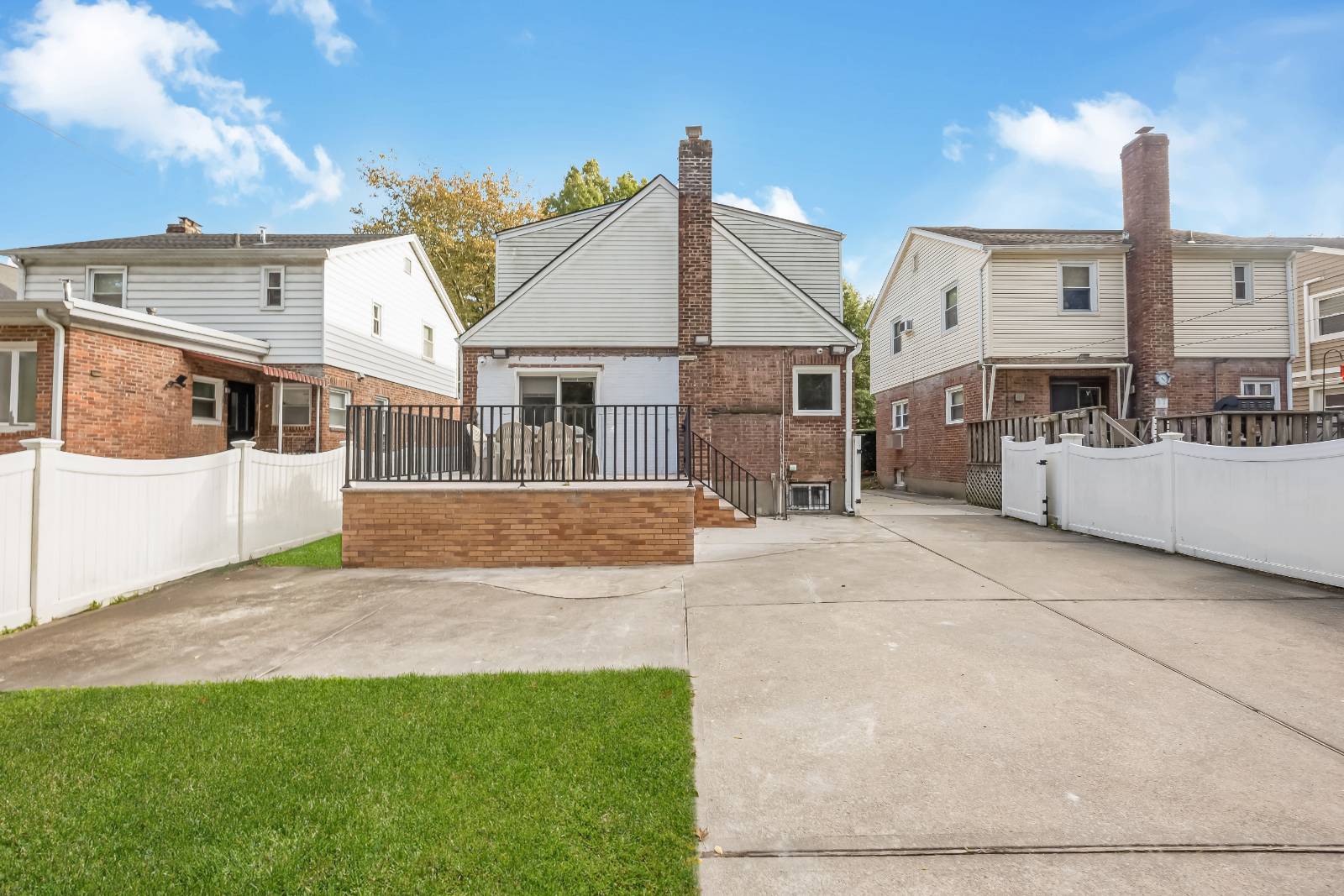 #11 photo, 206-15 Richland ave, Hollis Hills , NY 11364