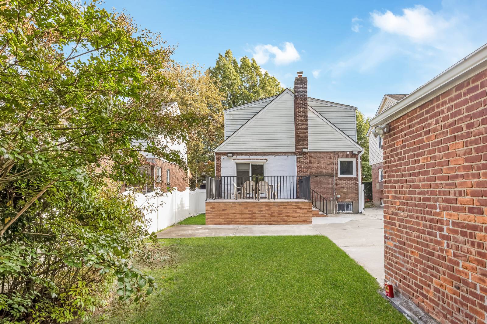 #14 photo, 206-15 Richland ave, Hollis Hills , NY 11364