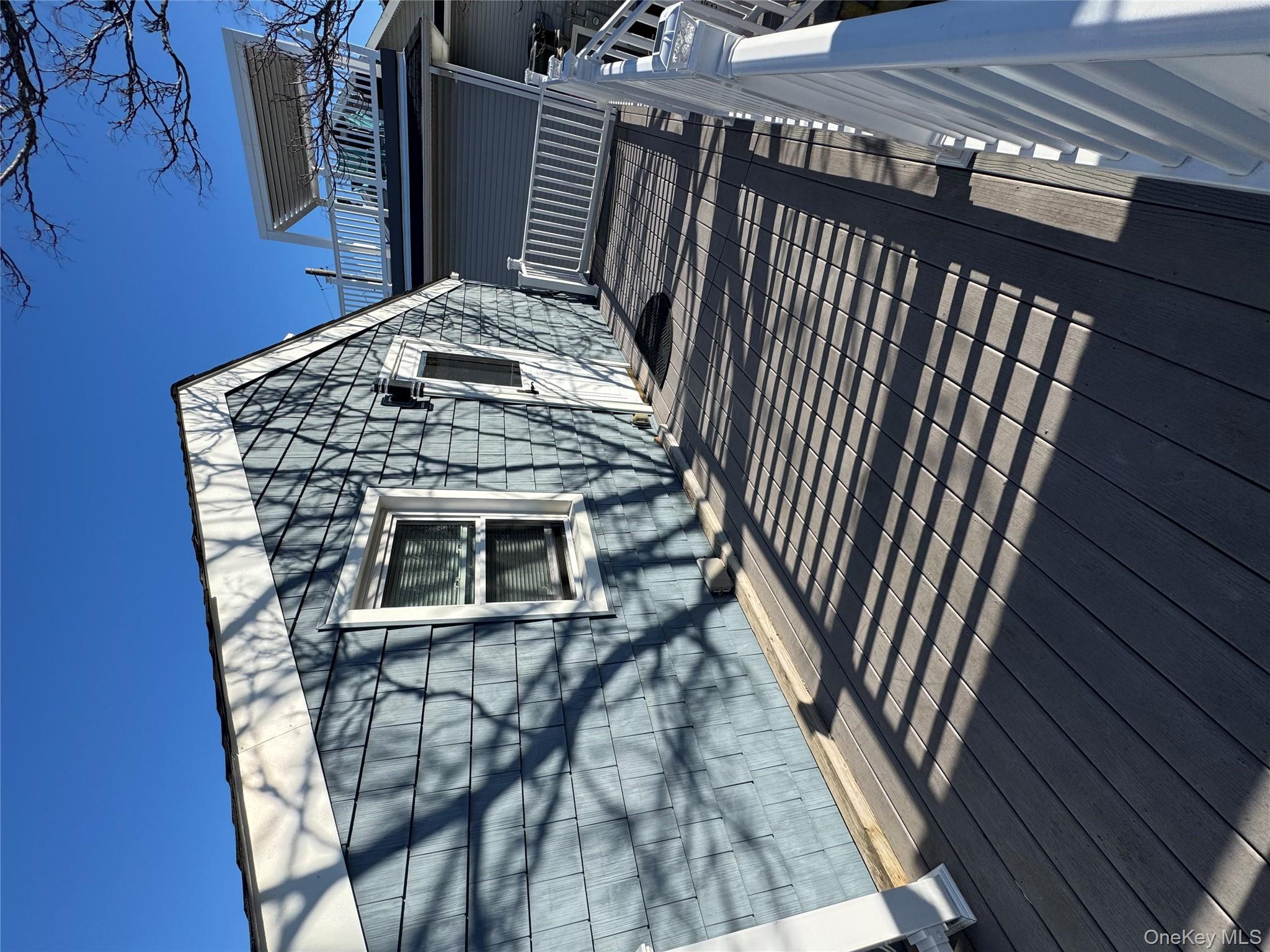 #7 photo, 103 Pacific Boulevard, Long Beach , NY 11561