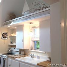 #8 photo, 3 Lincoln Street, Westhampton , NY 11977