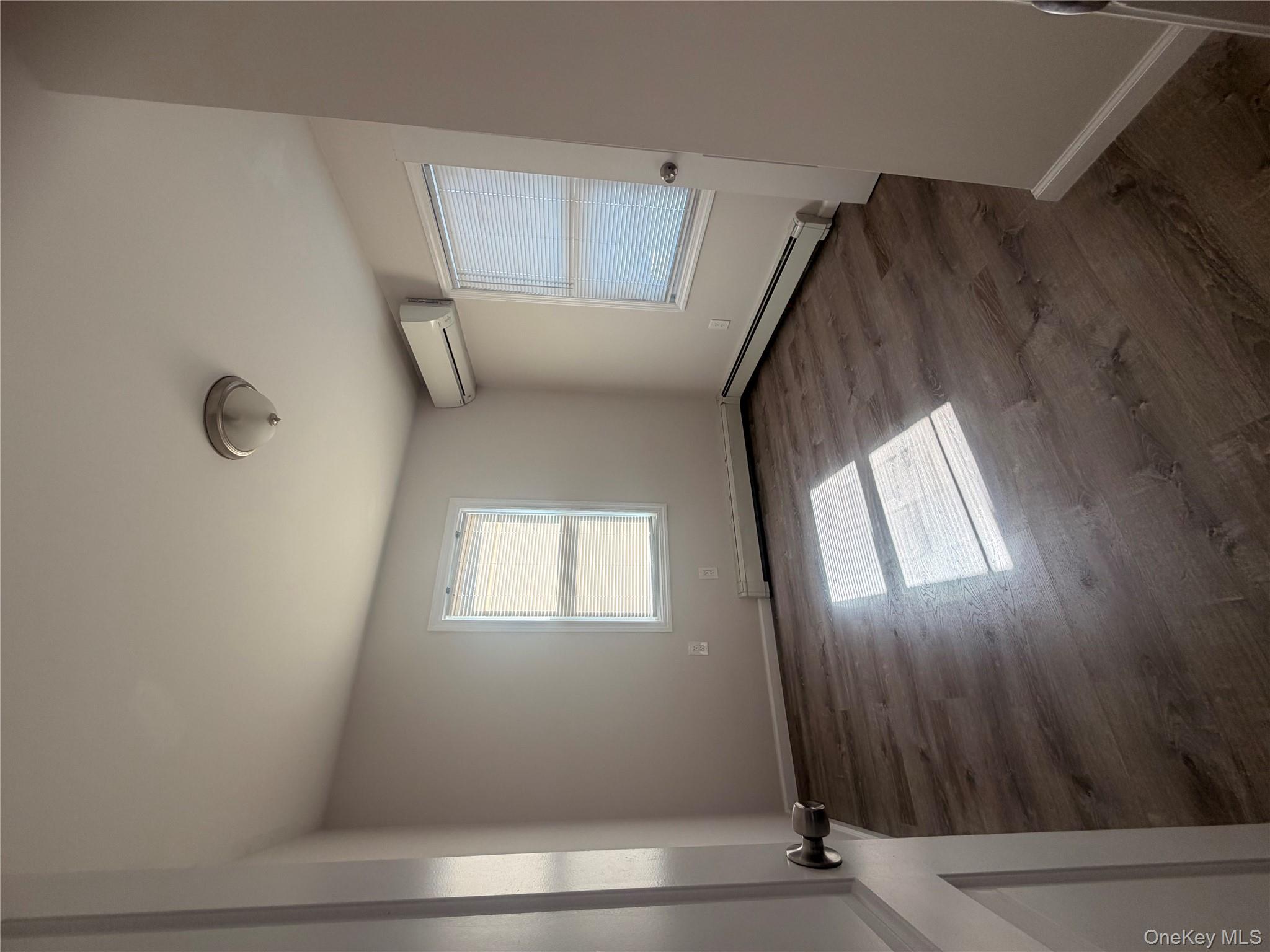 #10 photo, 629 Lakeway Drive, West Babylon , NY 11704