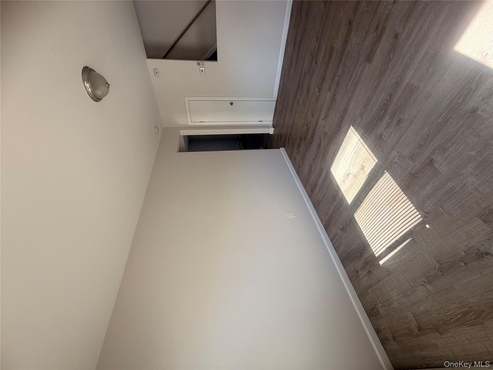 #4 photo, 629 Lakeway Drive, West Babylon , NY 11704