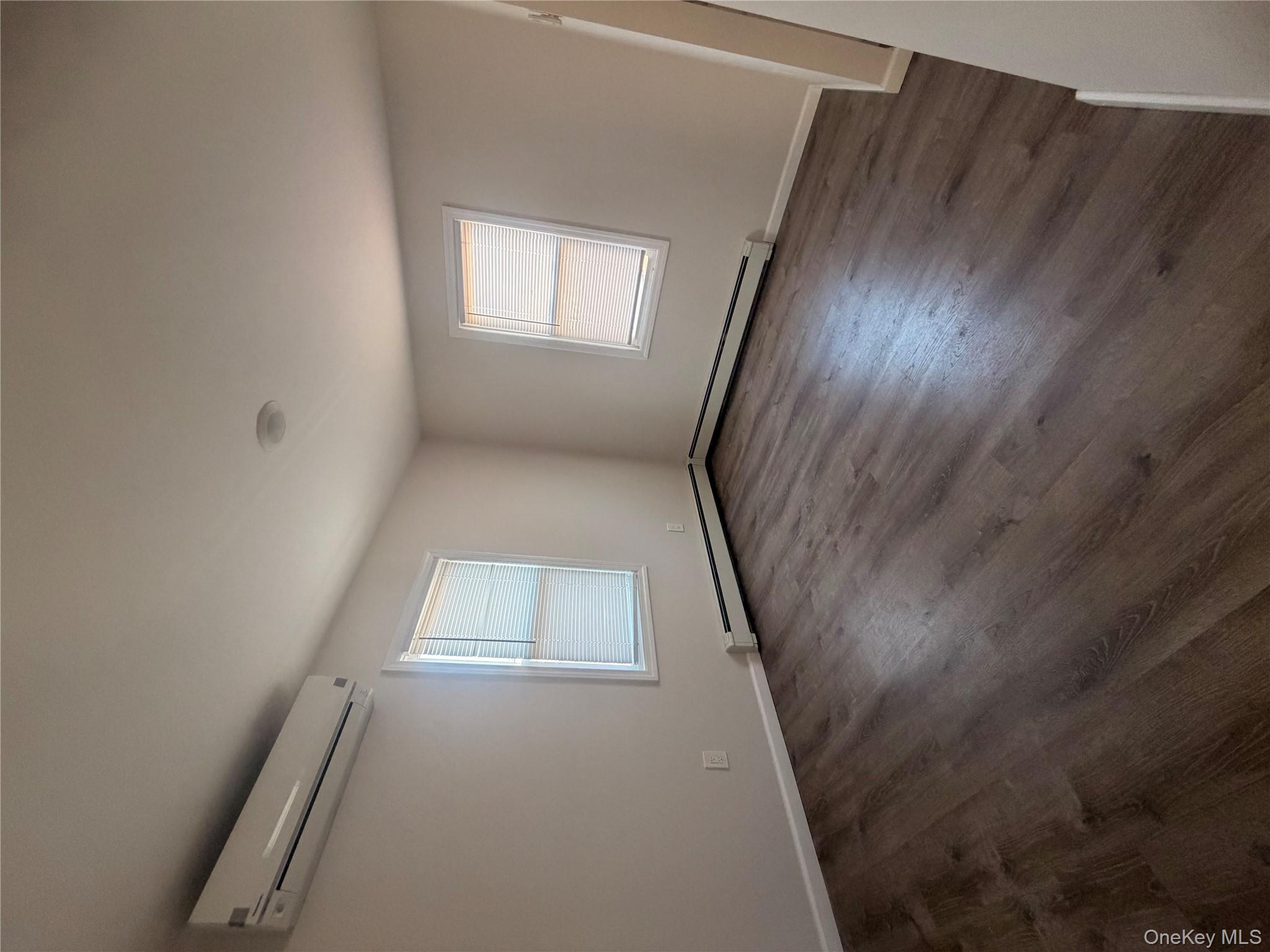 #7 photo, 629 Lakeway Drive, West Babylon , NY 11704