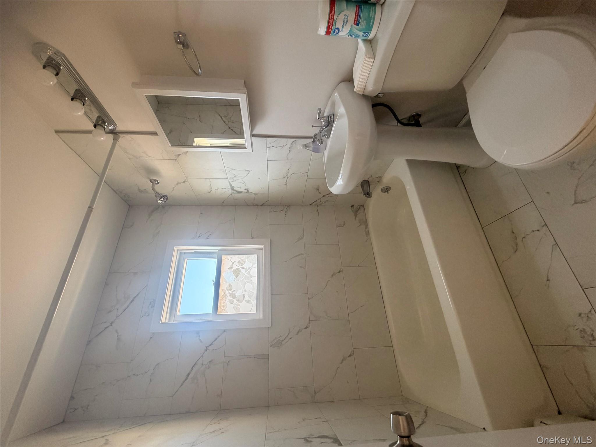 #8 photo, 629 Lakeway Drive, West Babylon , NY 11704