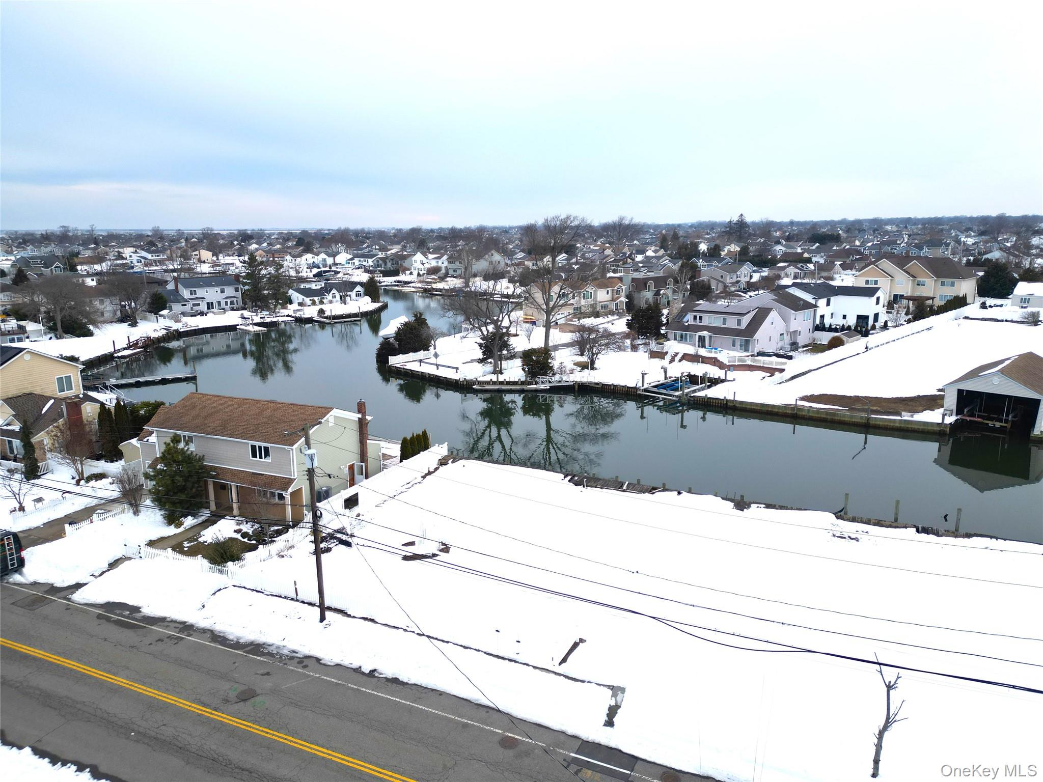 #3 photo, 62 Alhambra Road, Massapequa , NY 11758