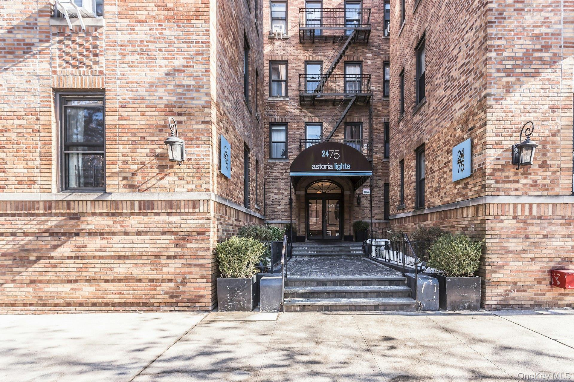 #1 photo, 24-75 38th Street, কুইন্‌স Astoria , NY 11103