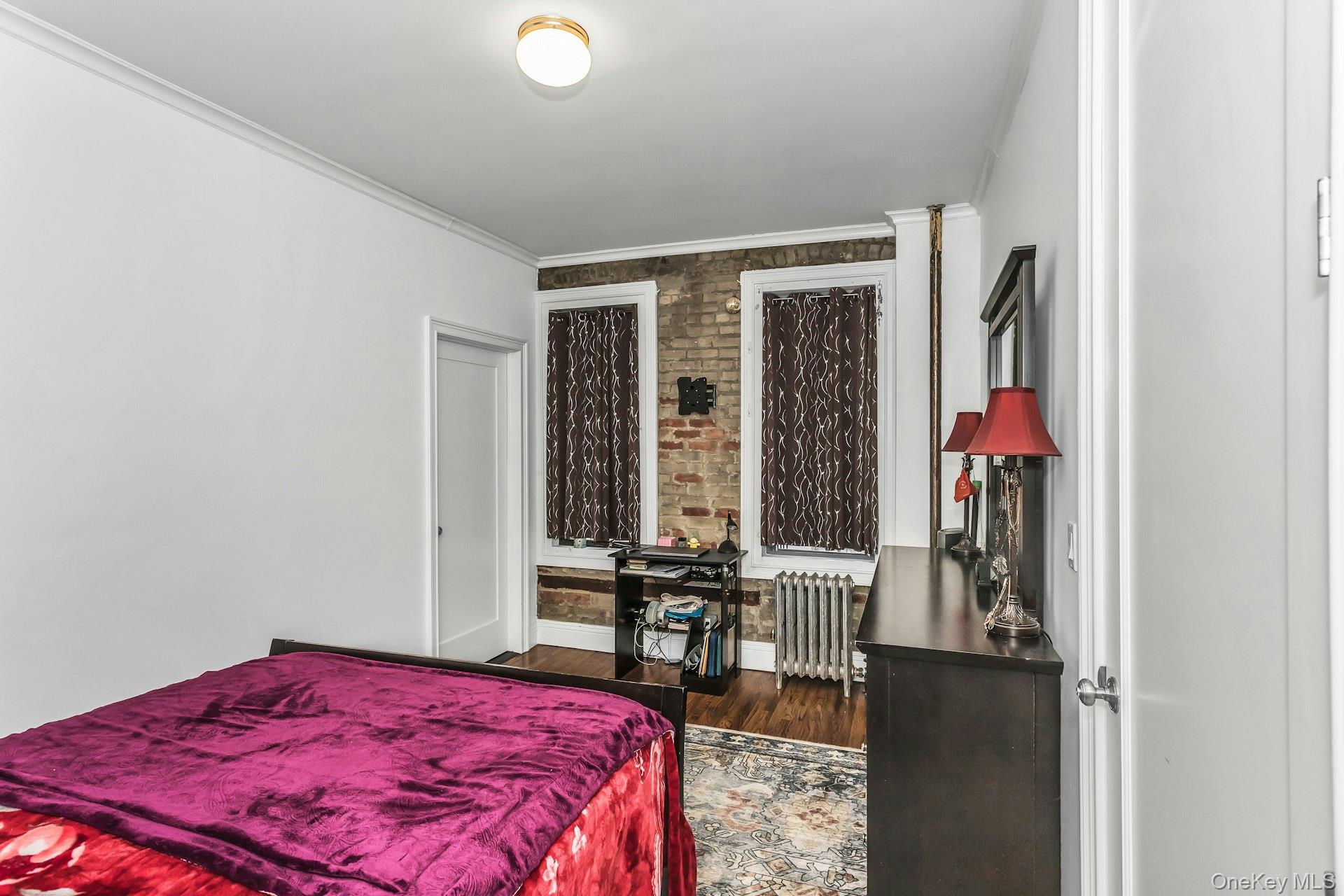 #10 photo, 24-75 38th Street, কুইন্‌স Astoria , NY 11103