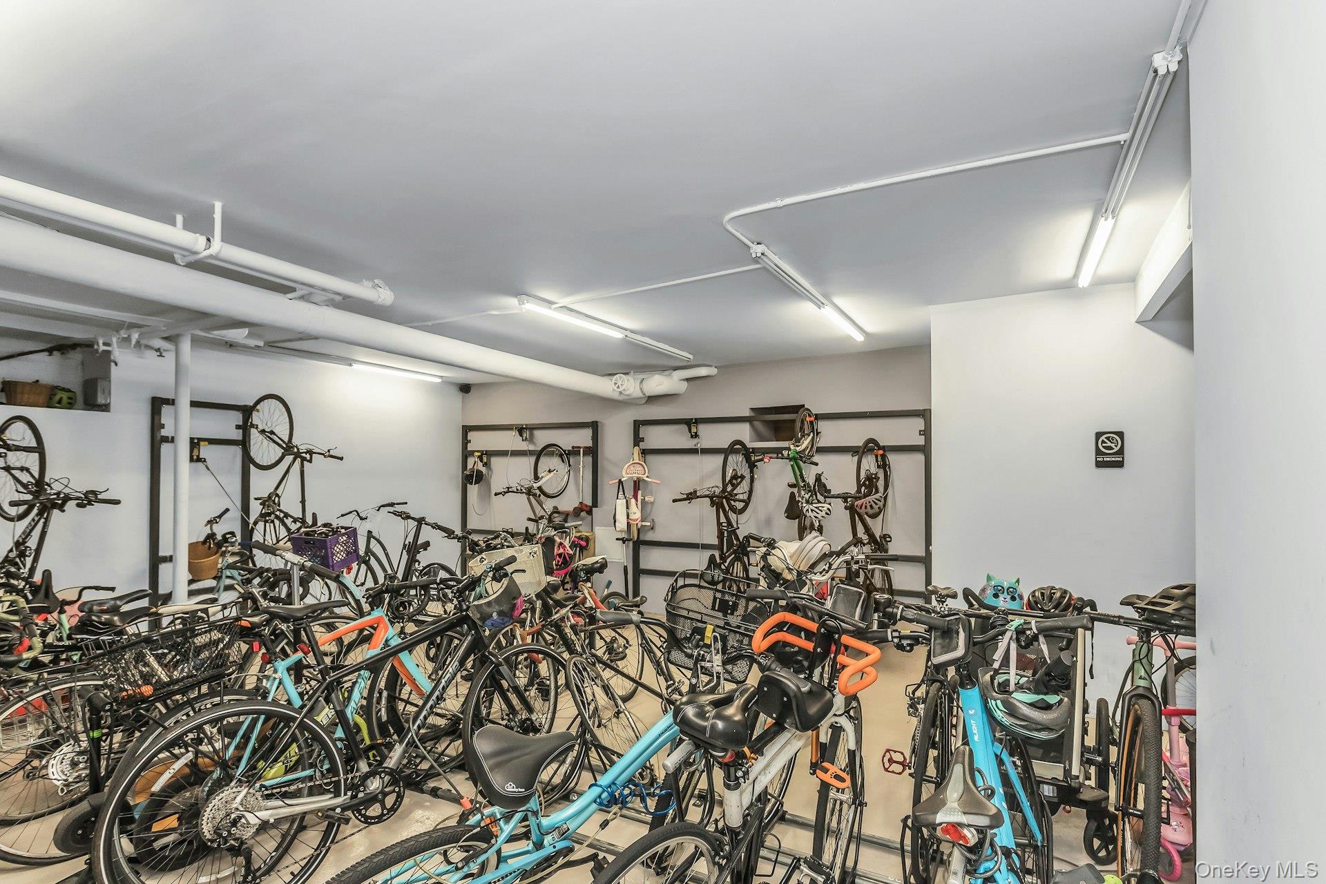 #15 photo, 24-75 38th Street, কুইন্‌স Astoria , NY 11103