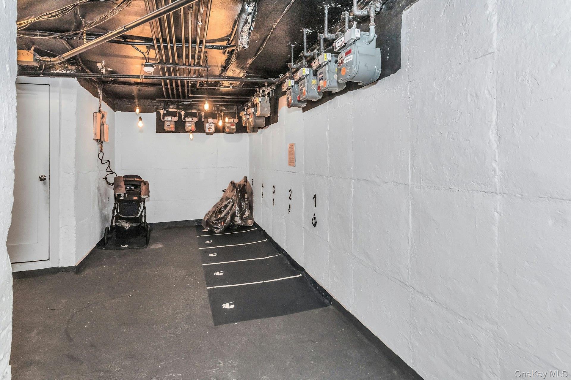 #17 photo, 24-75 38th Street, কুইন্‌স Astoria , NY 11103