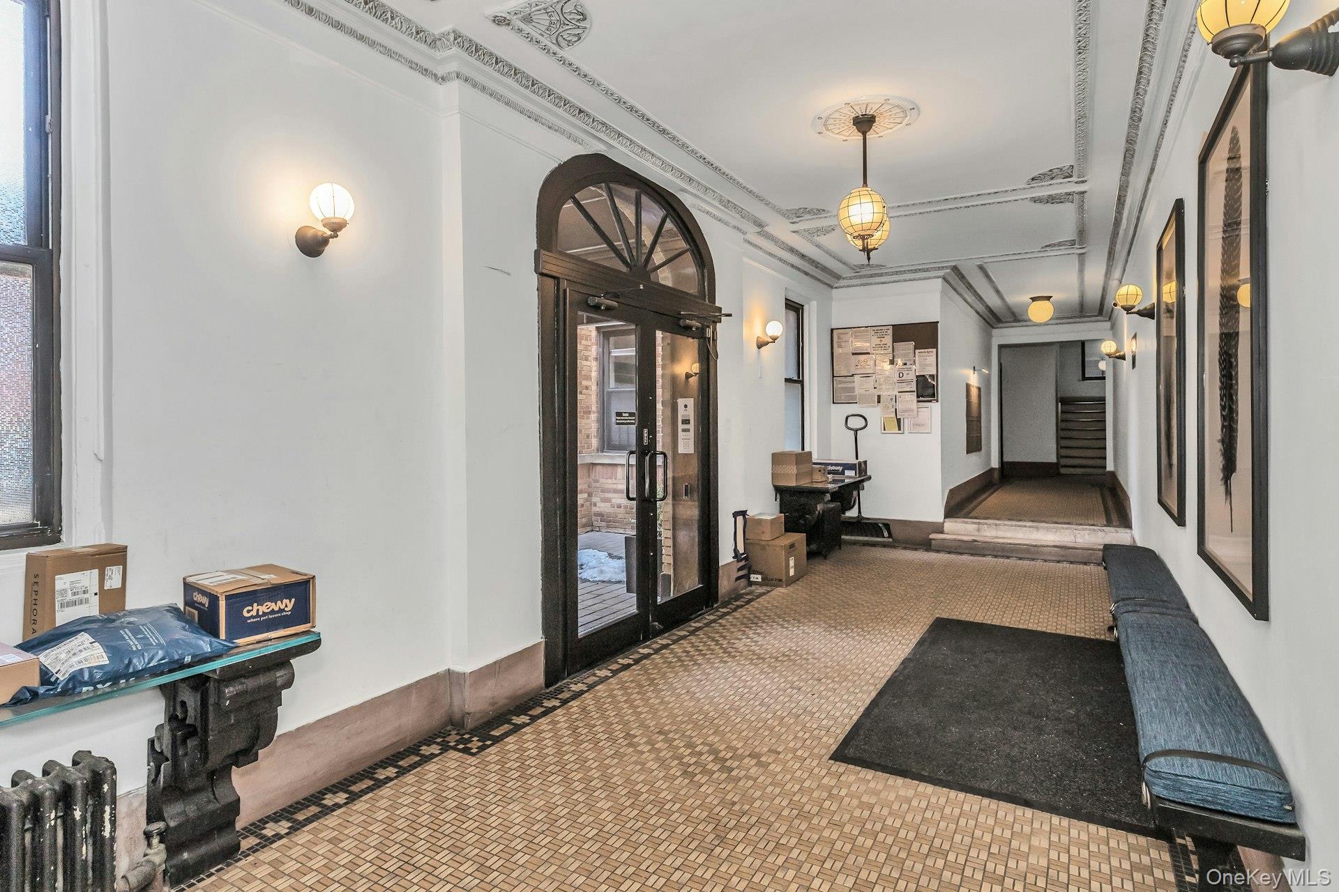 #2 photo, 24-75 38th Street, কুইন্‌স Astoria , NY 11103