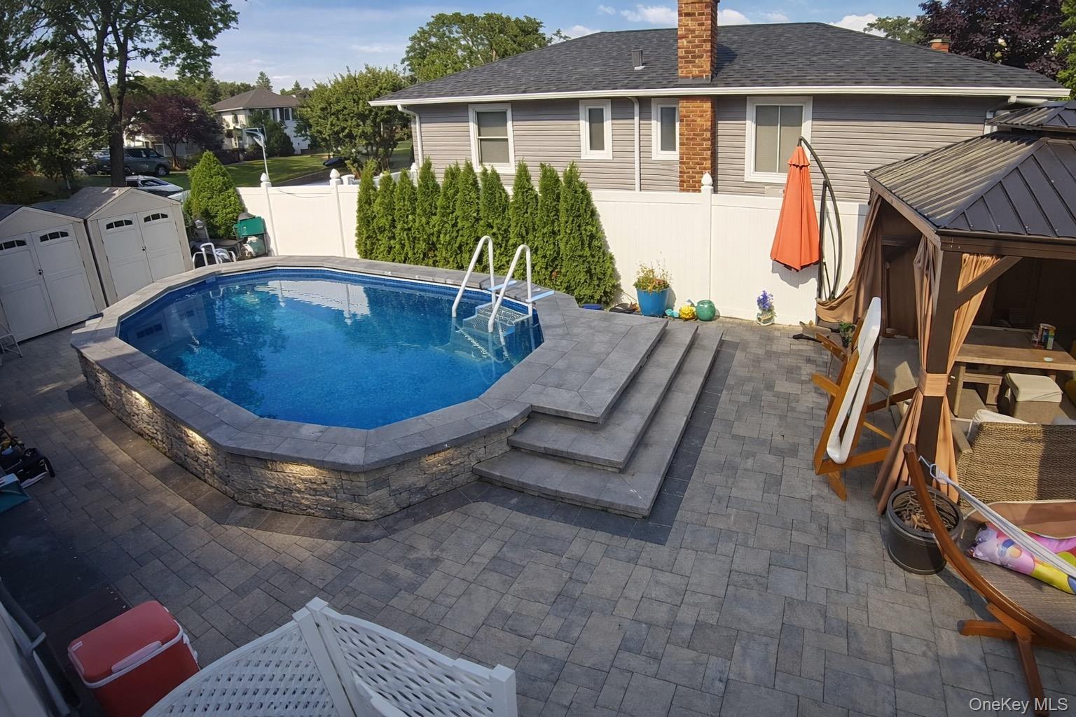 #2 photo, 3938 Arthur Avenue, Seaford , NY 11783