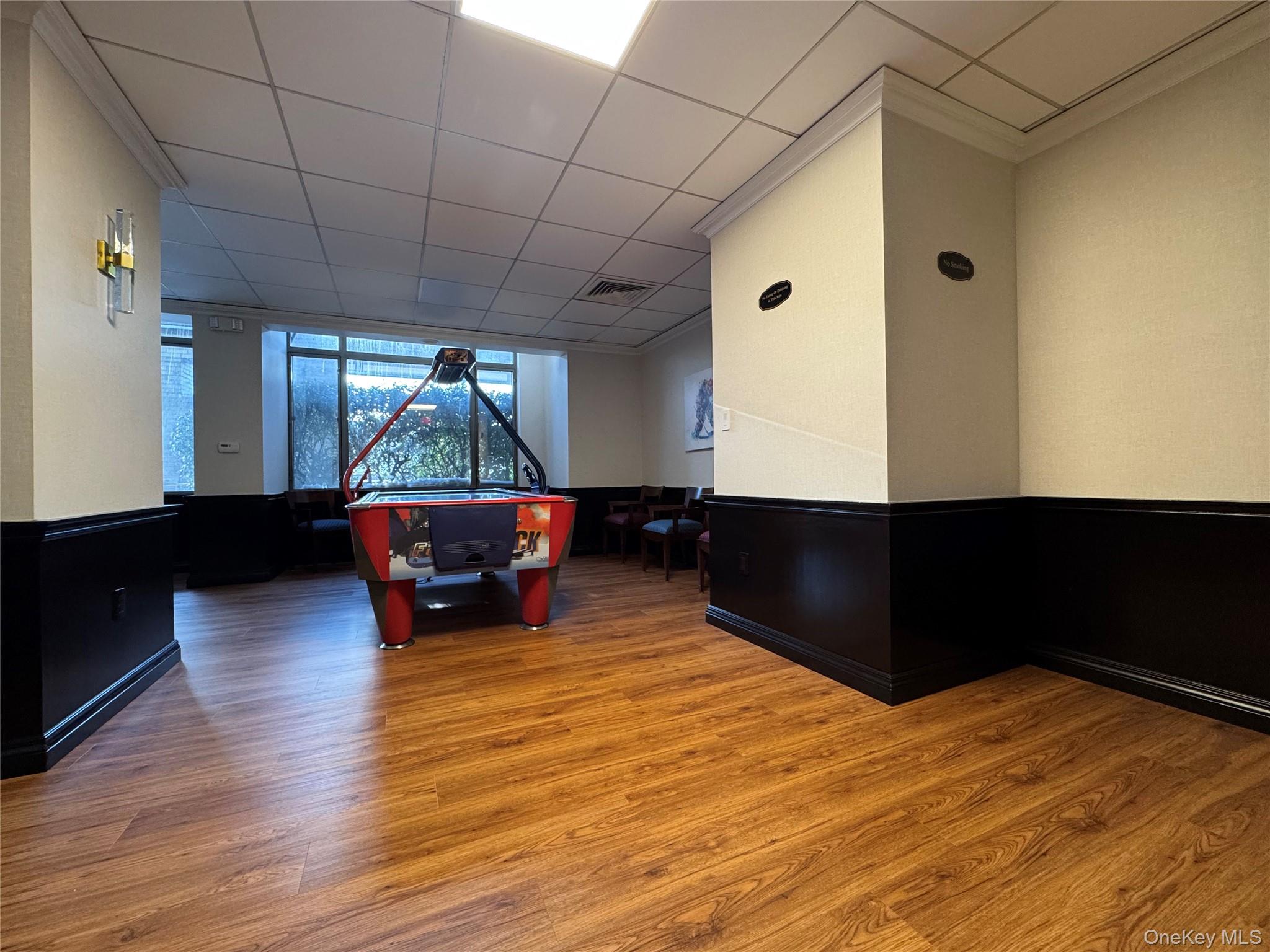 #20 photo, 11201 Queens Boulevard, Forest Hills , NY 11375