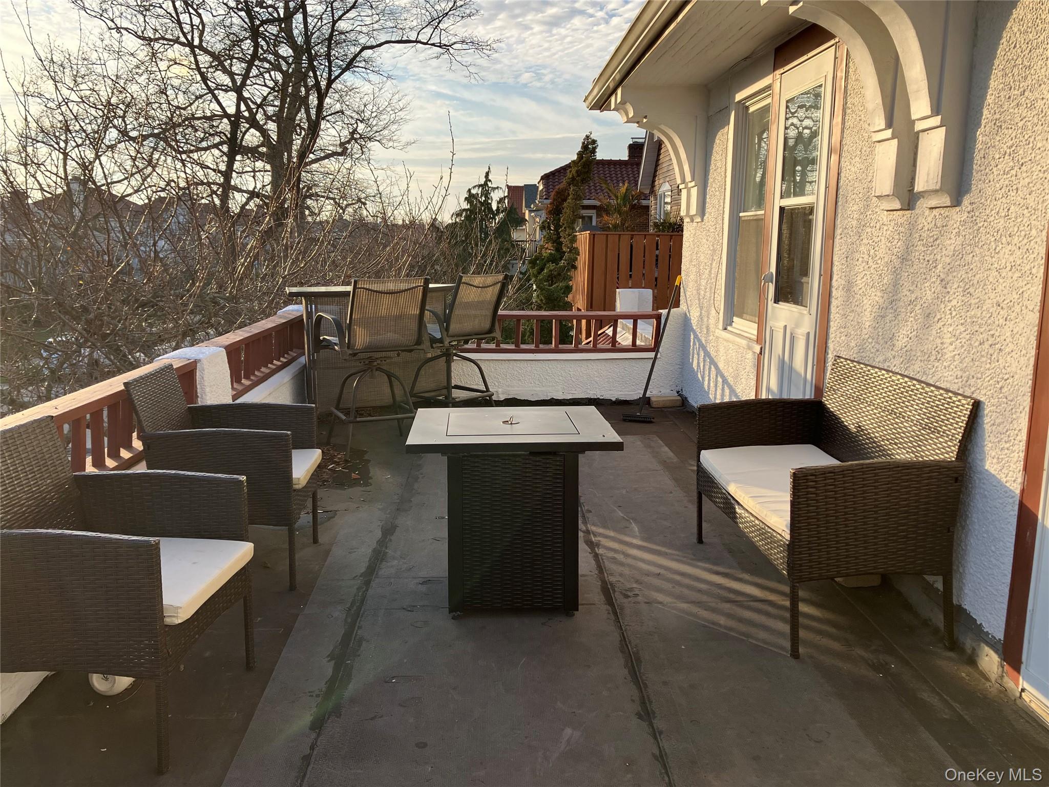 #9 photo, 27 W Olive, Long Beach , NY 11561