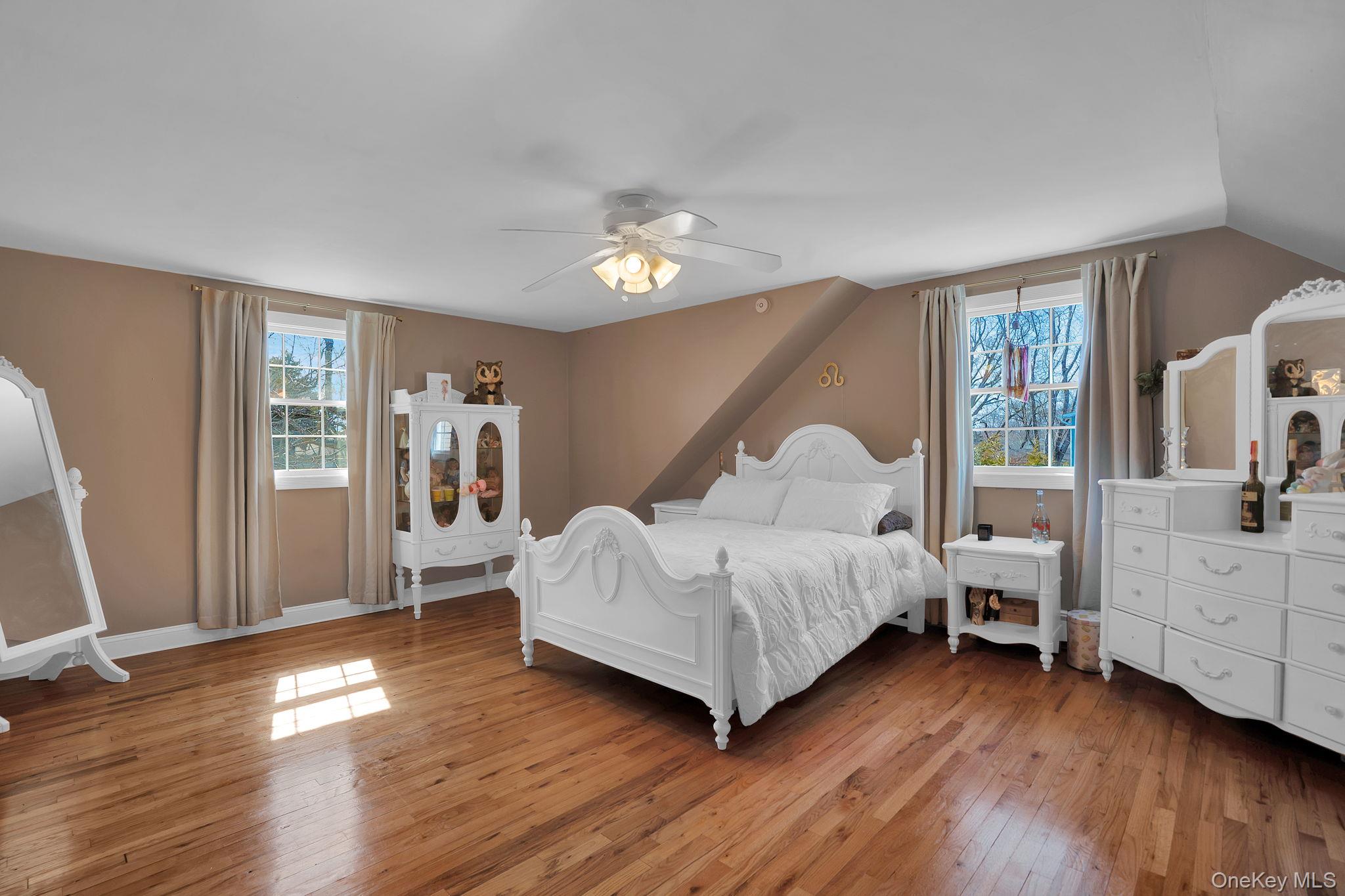 #15 photo, 8 Beverly Lane, East Moriches , NY 11940