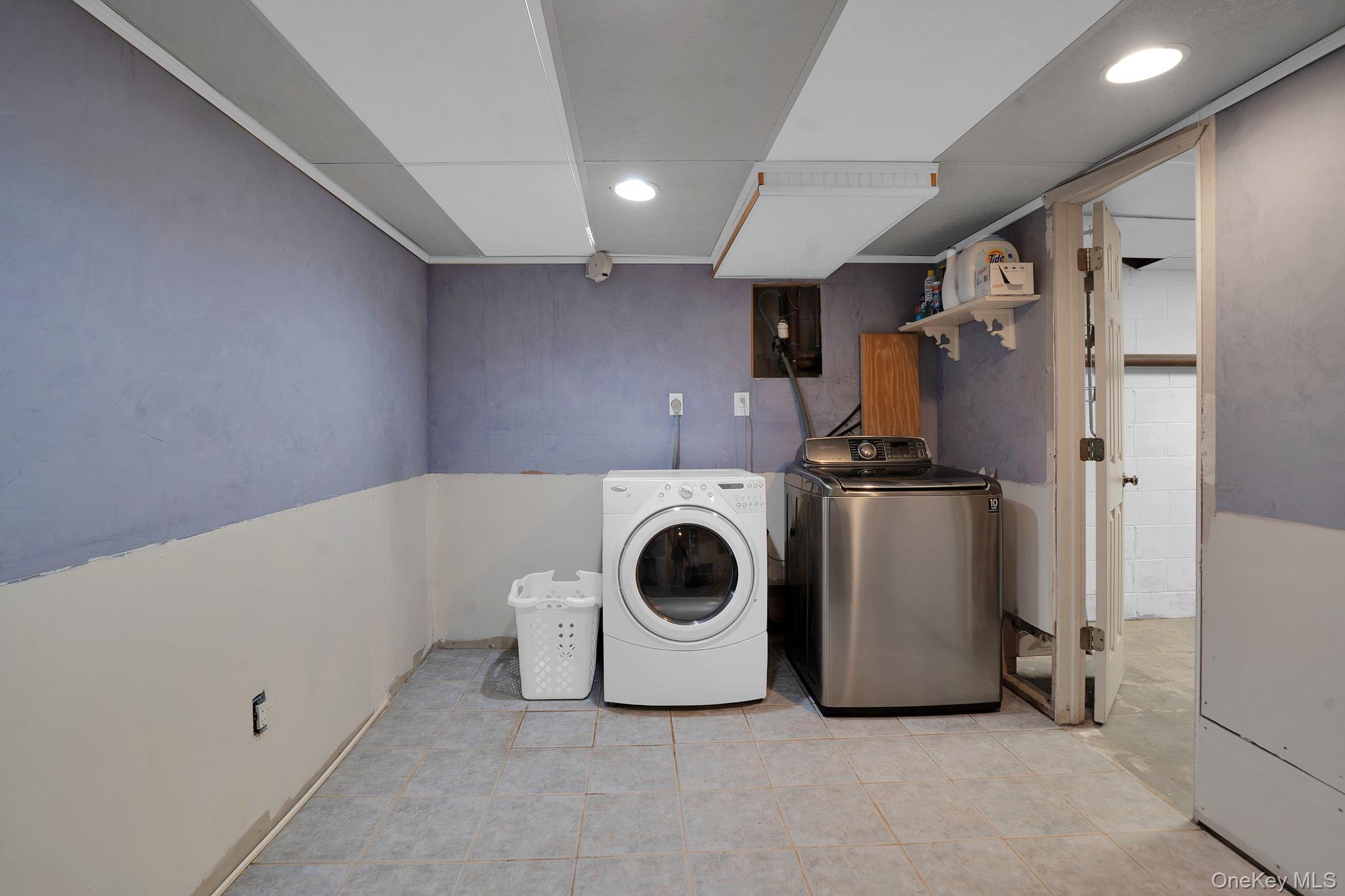 #18 photo, 8 Beverly Lane, East Moriches , NY 11940