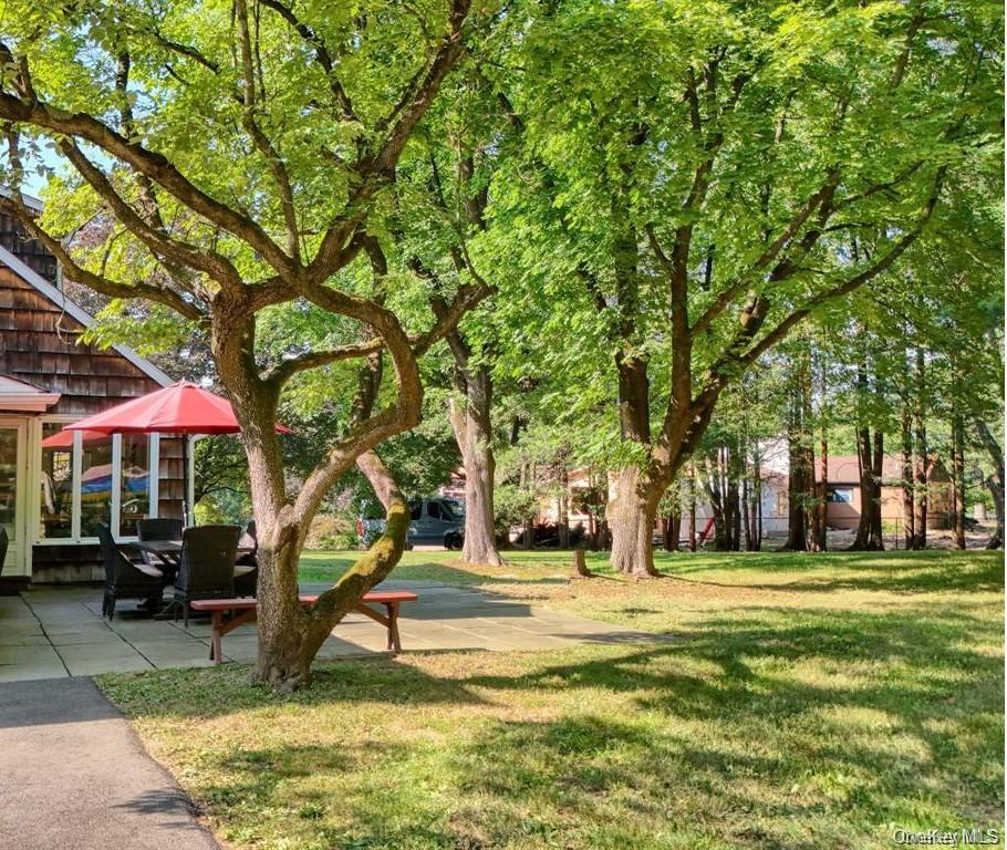 #4 photo, 10 LINDA Drive, Montebello , NY 10901