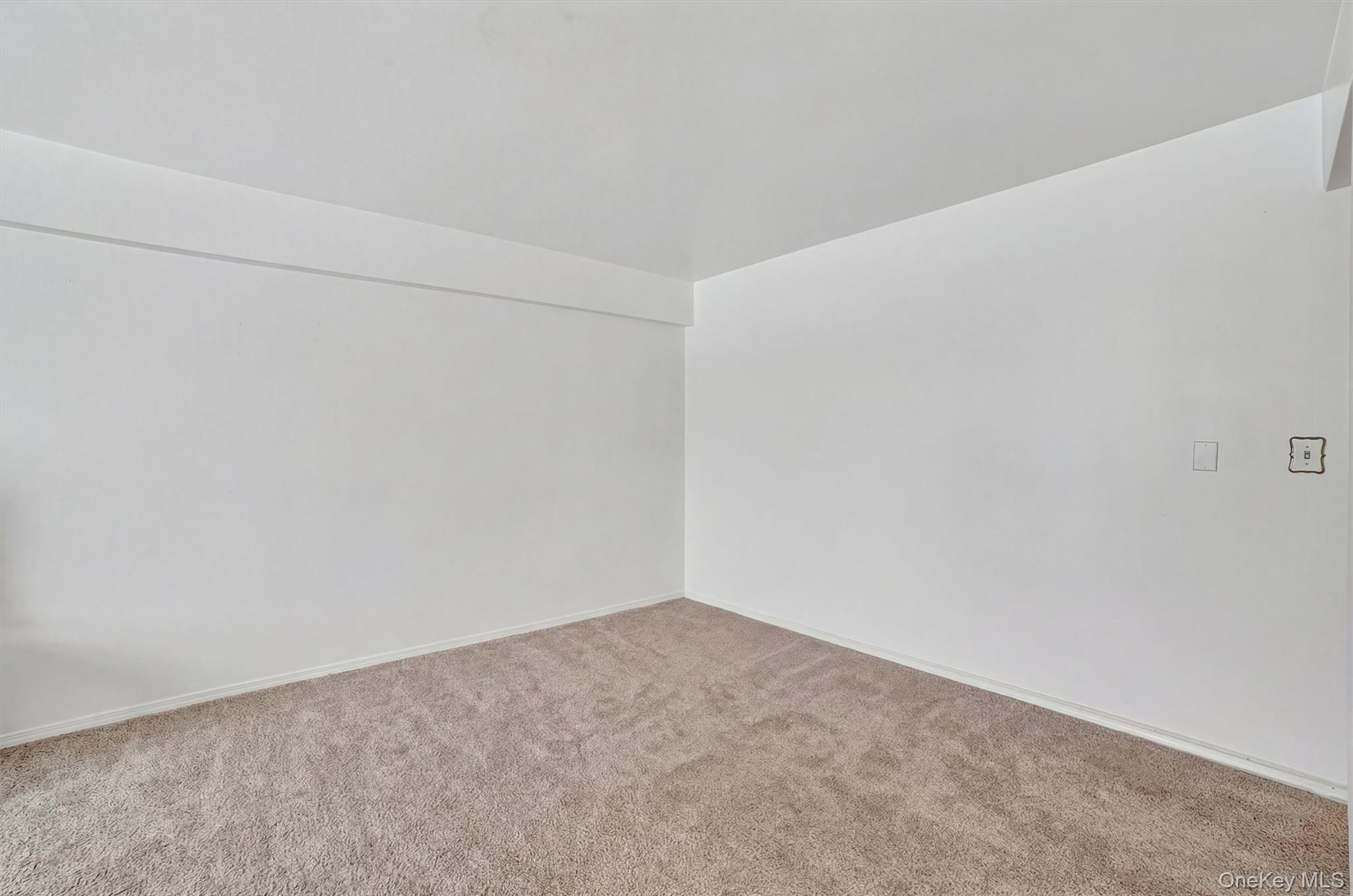 #7 photo, 2 Fisher Drive, Mount Vernon , NY 10552