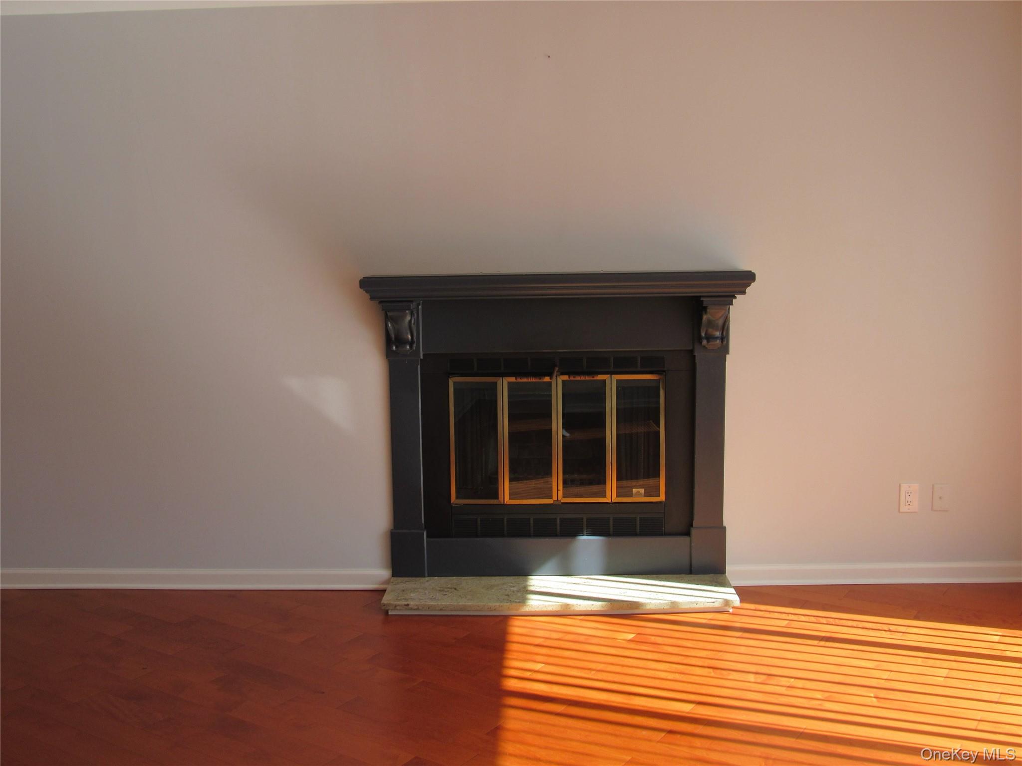 #4 photo, 302 Town Hill Road, Nanuet , NY 10954