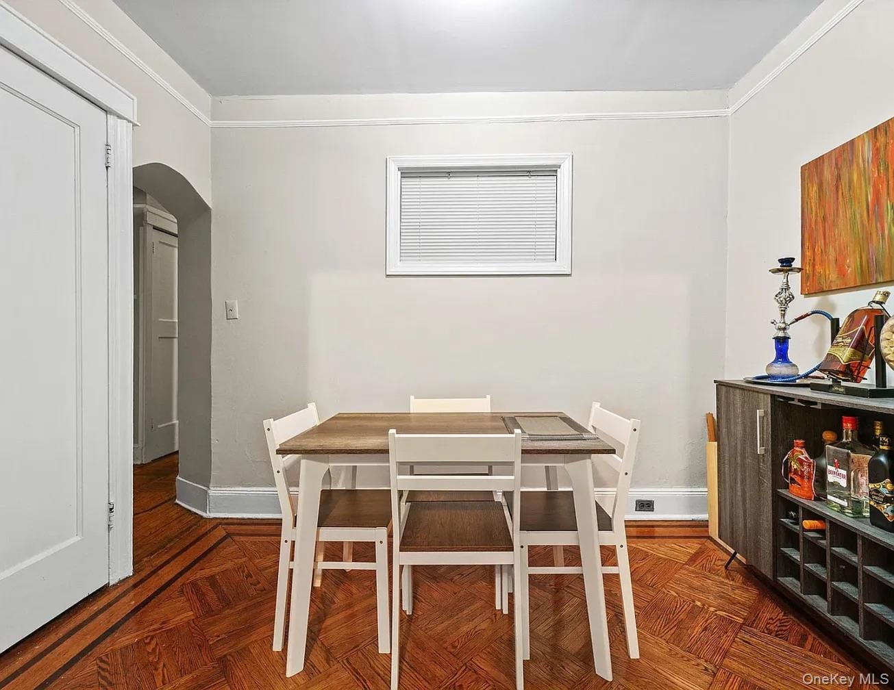 #8 photo, 7612 5th Avenue, Бруклин ‖ Brooklyn , NY 11209