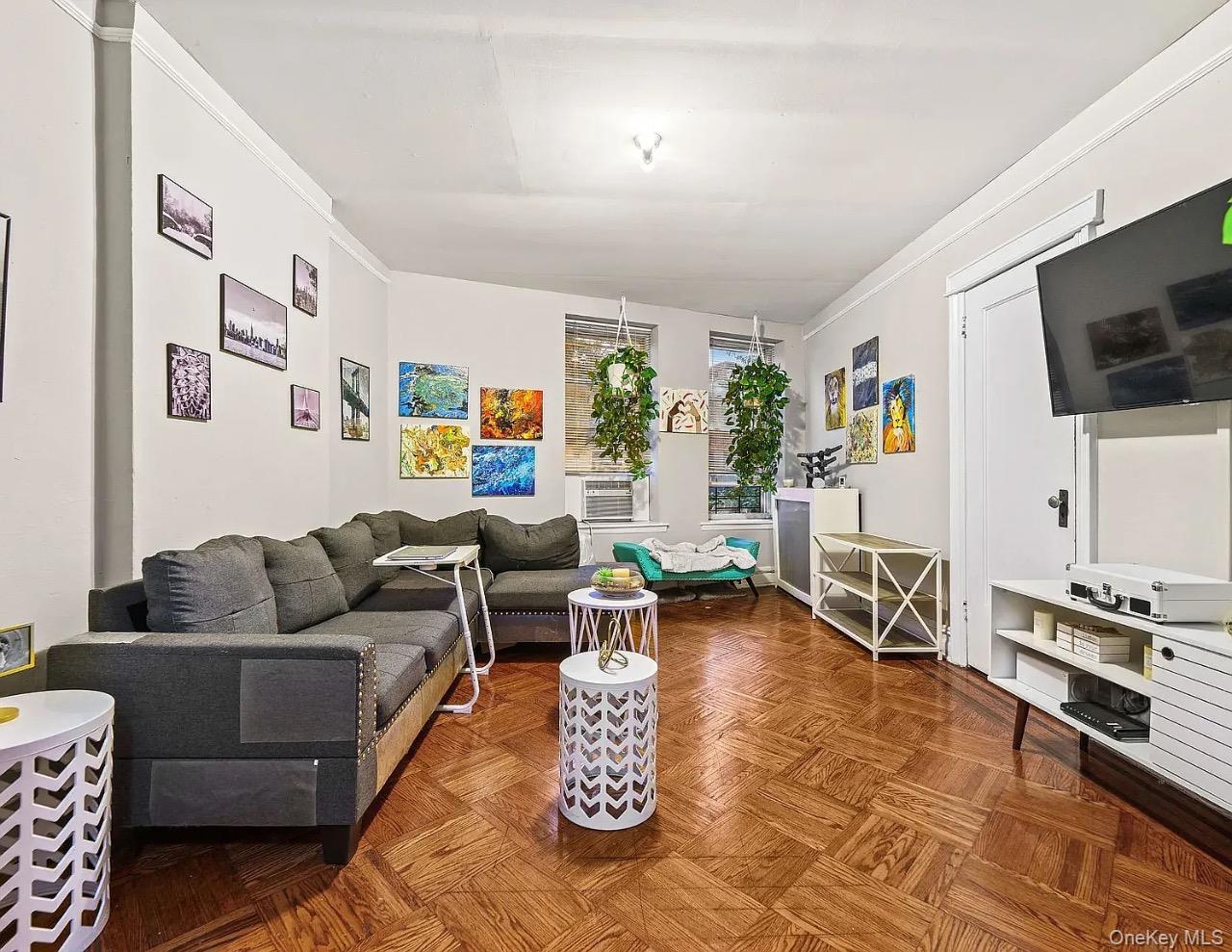 #9 photo, 7612 5th Avenue, Бруклин ‖ Brooklyn , NY 11209