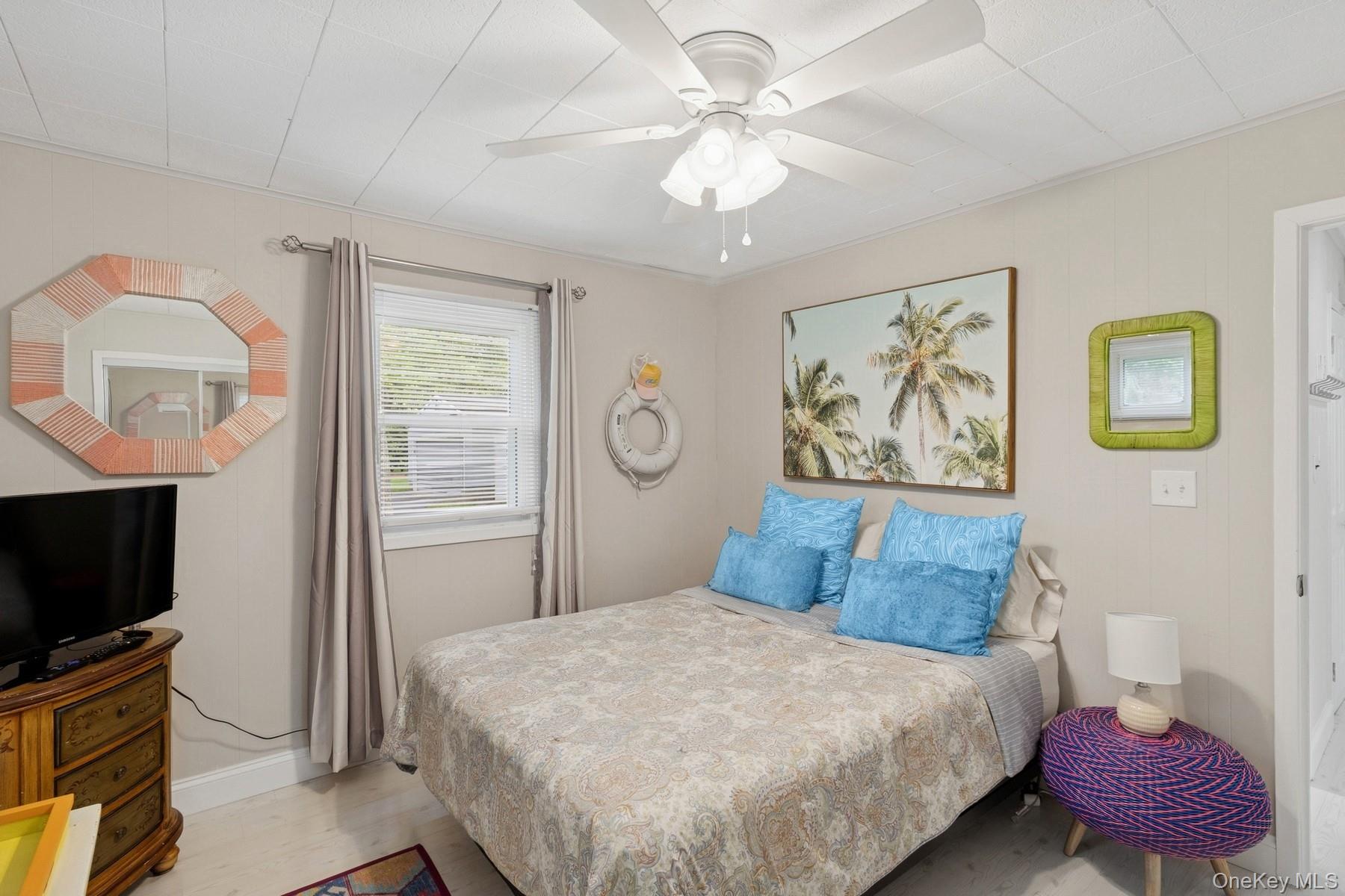 #10 photo, 28 The Trail, Hampton Bays , NY 11946