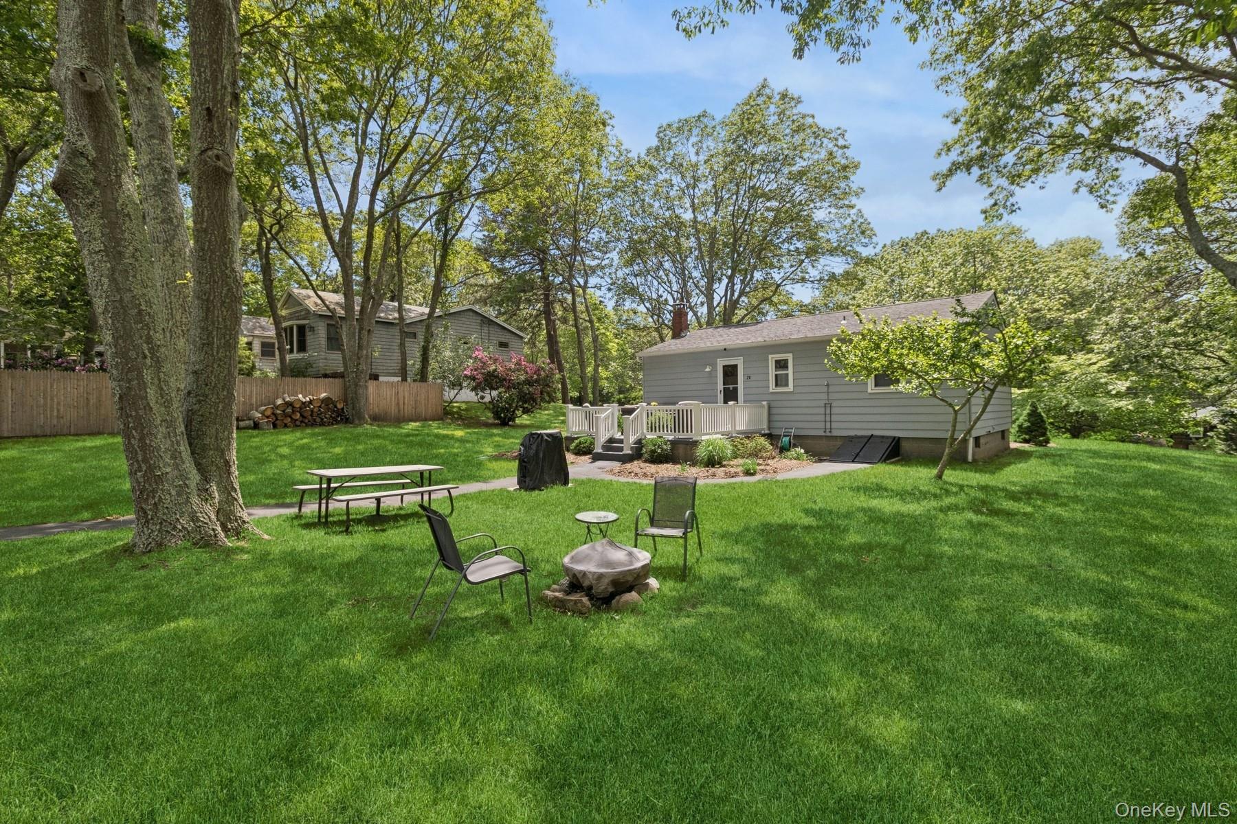 #3 photo, 28 The Trail, Hampton Bays , NY 11946