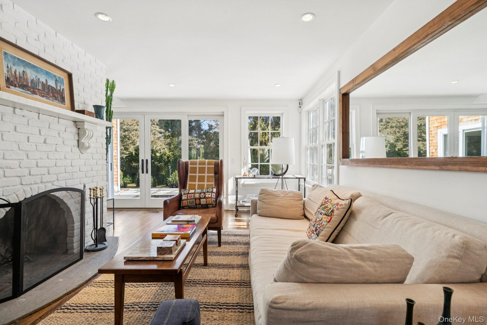 #19 photo, 9 Wallace Lane, Саффолк ‖ Brookhaven , NY 11719