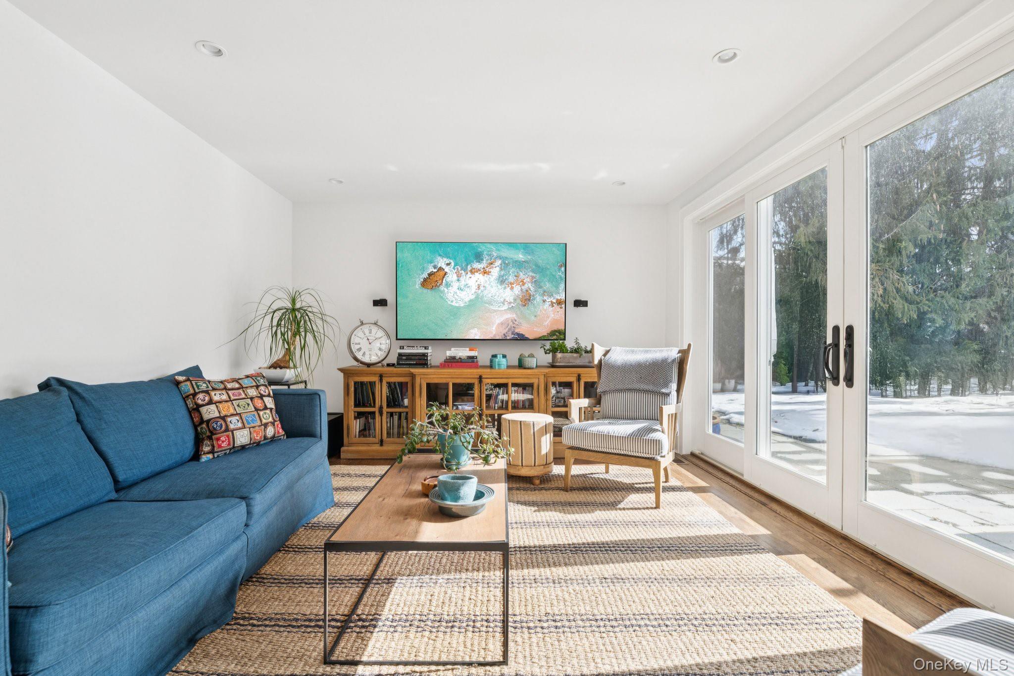 #5 photo, 9 Wallace Lane, Саффолк ‖ Brookhaven , NY 11719