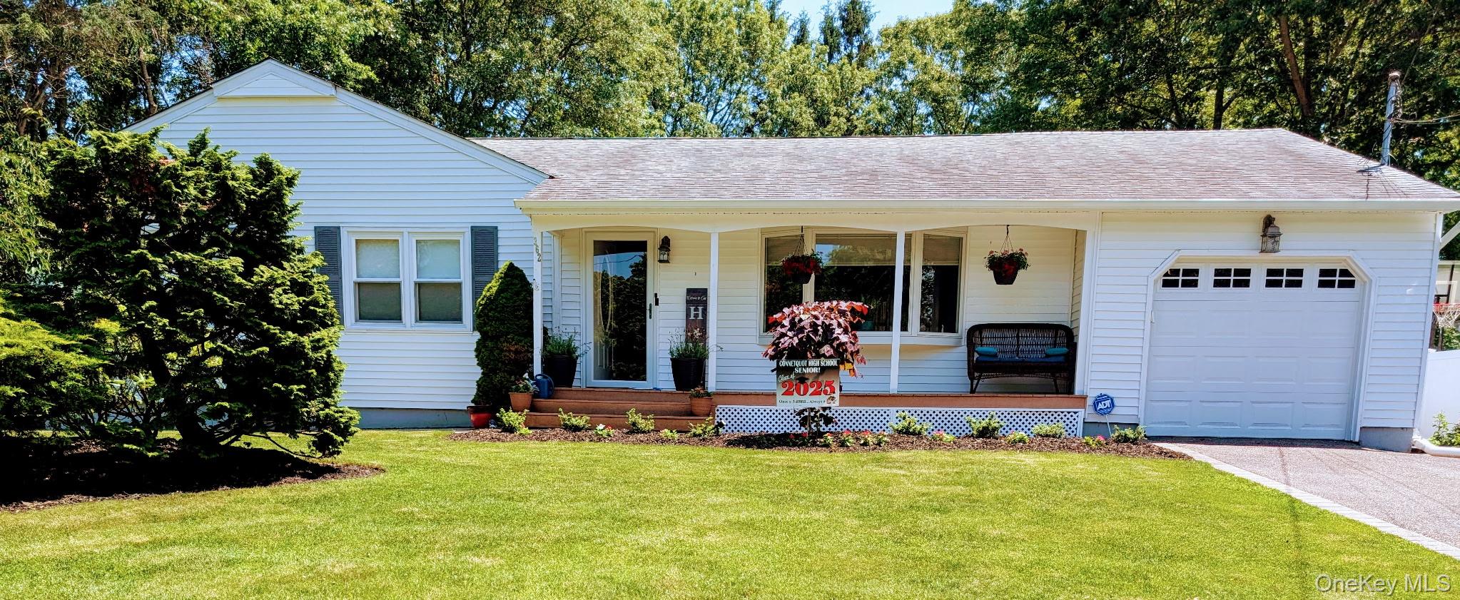 #2 photo, 362 Easton Street, Ronkonkoma , NY 11779