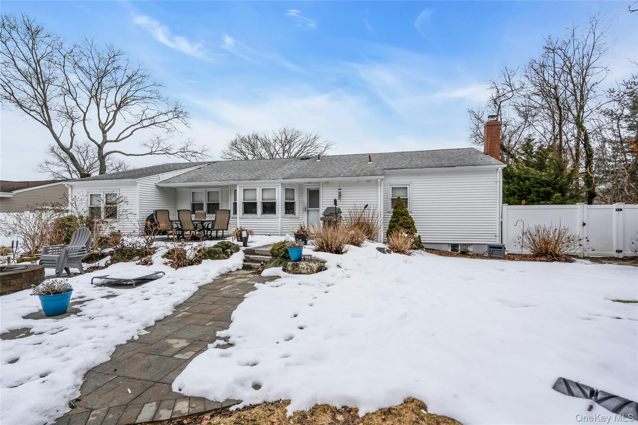 #20 photo, 362 Easton Street, 東長島 Ronkonkoma , NY 11779