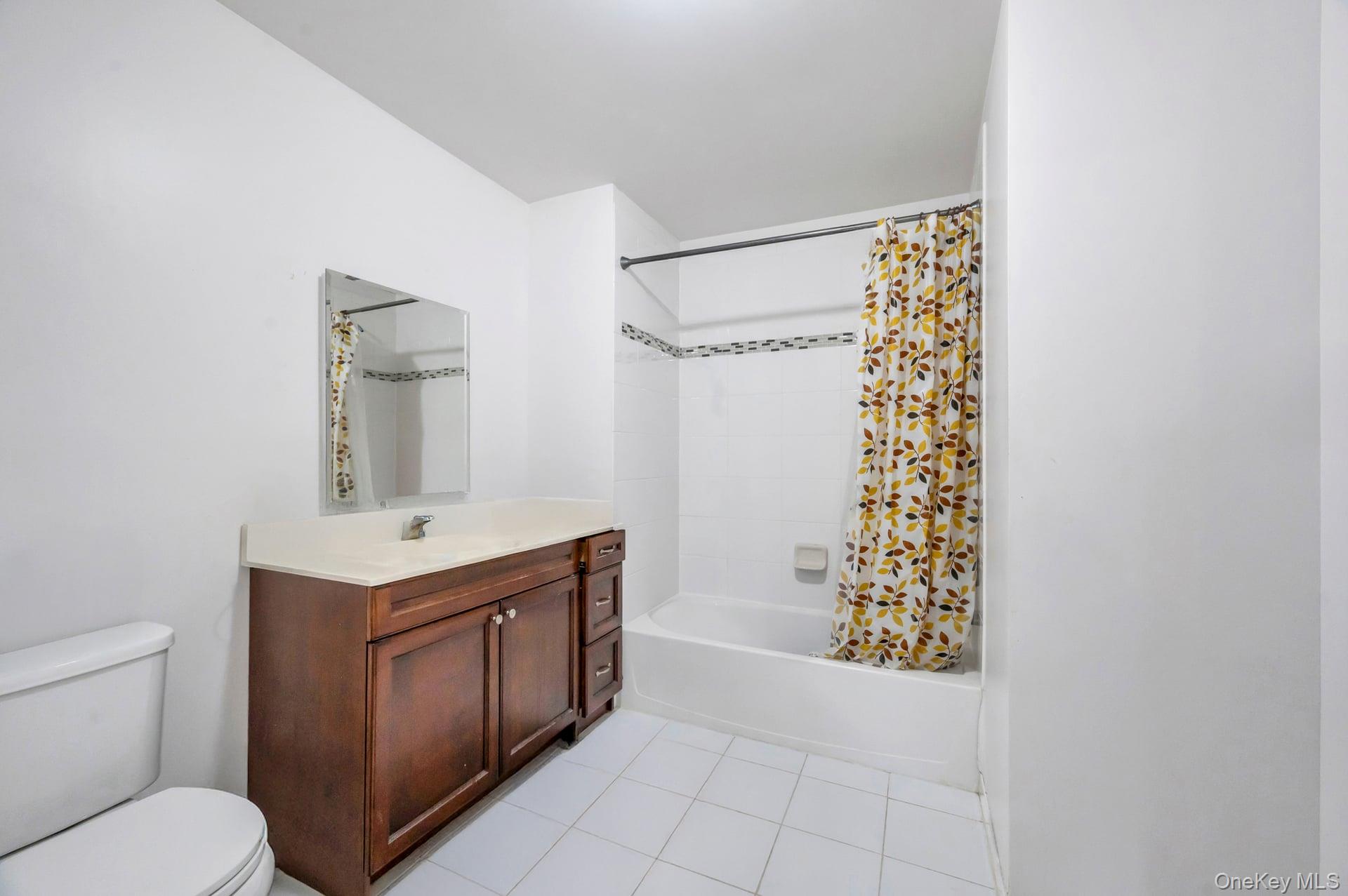 #11 photo, 115 Weatherby Lane, Central Islip , NY 11722