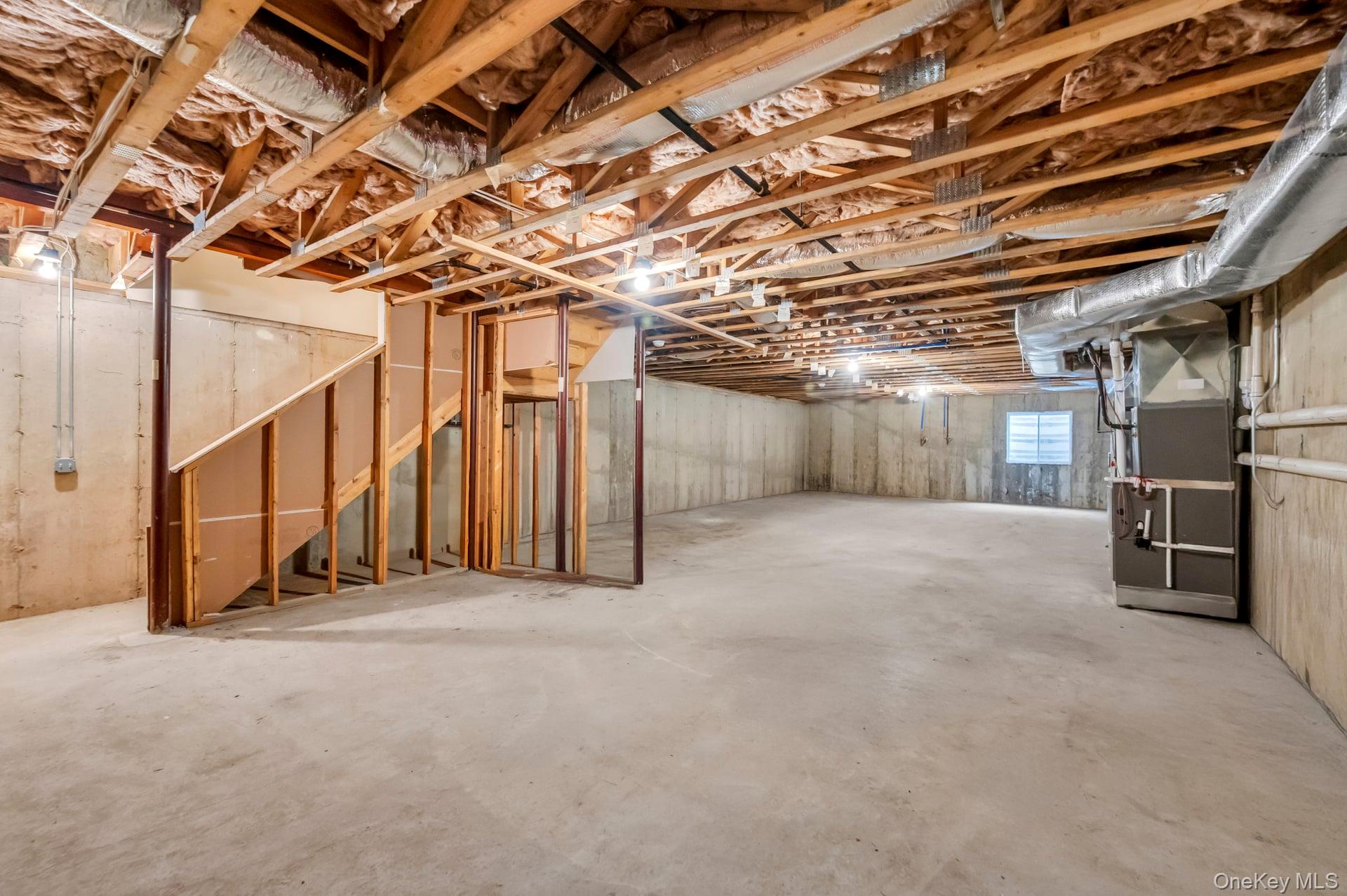 #14 photo, 115 Weatherby Lane, Central Islip , NY 11722