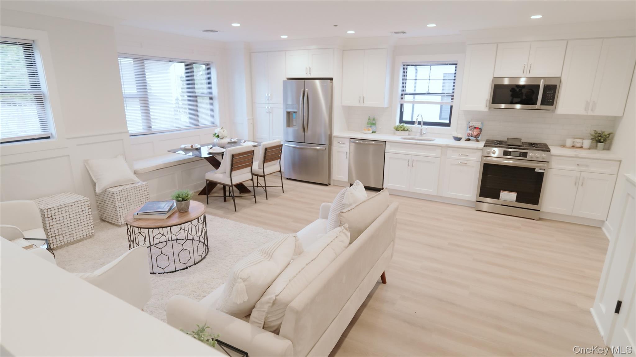 #12 photo, 161 Union Avenue, Lynbrook , NY 11563