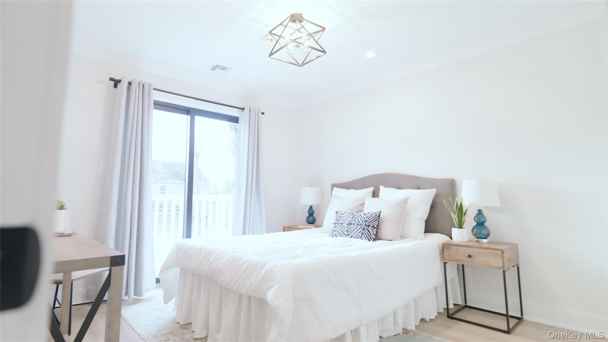 #5 photo, 161 Union Avenue, Lynbrook , NY 11563