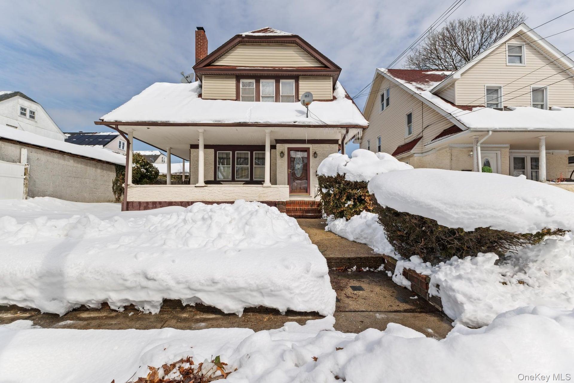 #1 photo, 18811 Dormans Road, Saint Albans , NY 11412