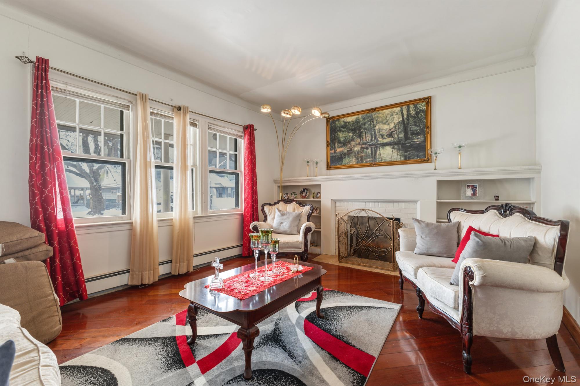 #3 photo, 18811 Dormans Road, Saint Albans , NY 11412