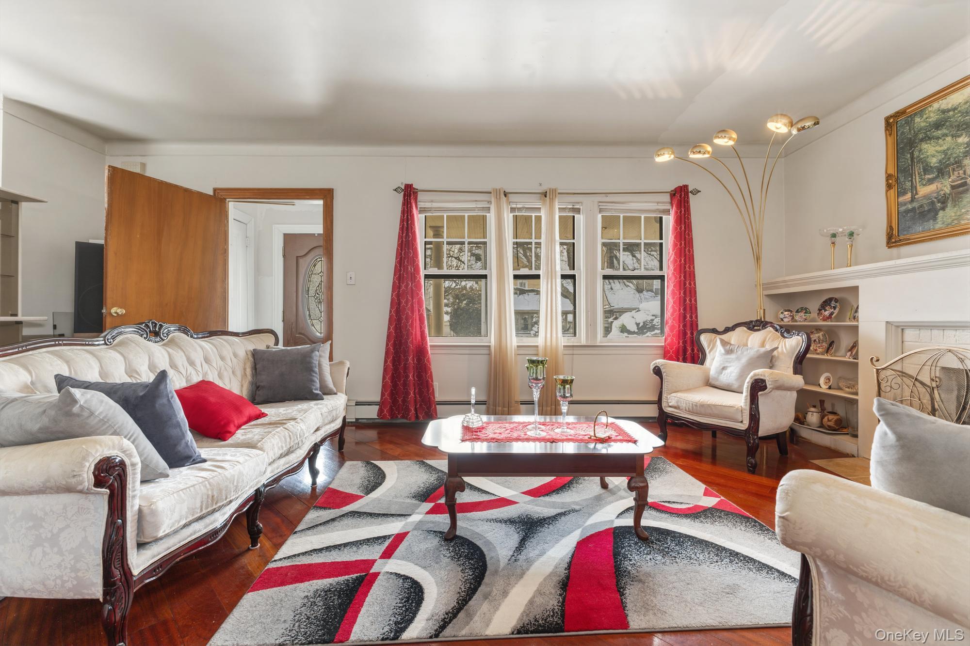 #5 photo, 18811 Dormans Road, Saint Albans , NY 11412