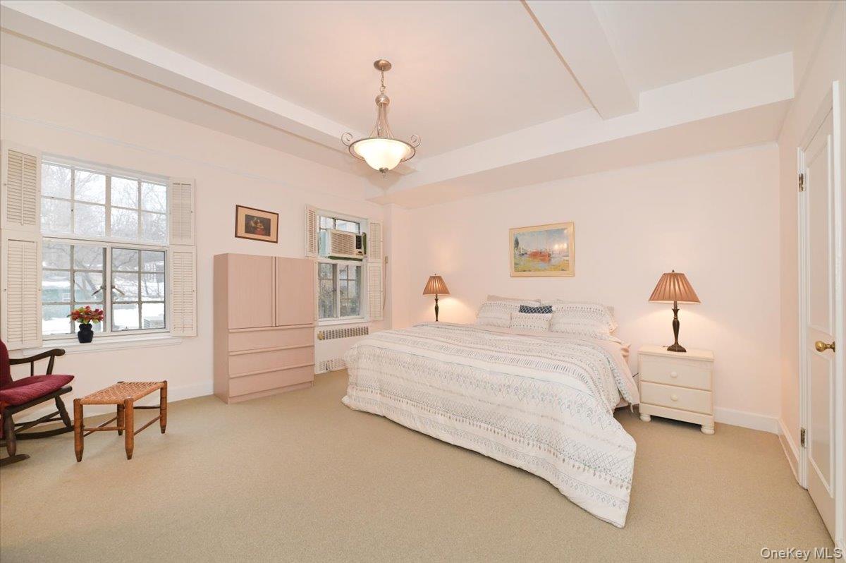 #20 photo, 160 MIDDLE NECK RD, Great Neck , NY 11021