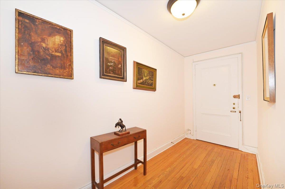 #4 photo, 160 MIDDLE NECK RD, Great Neck , NY 11021