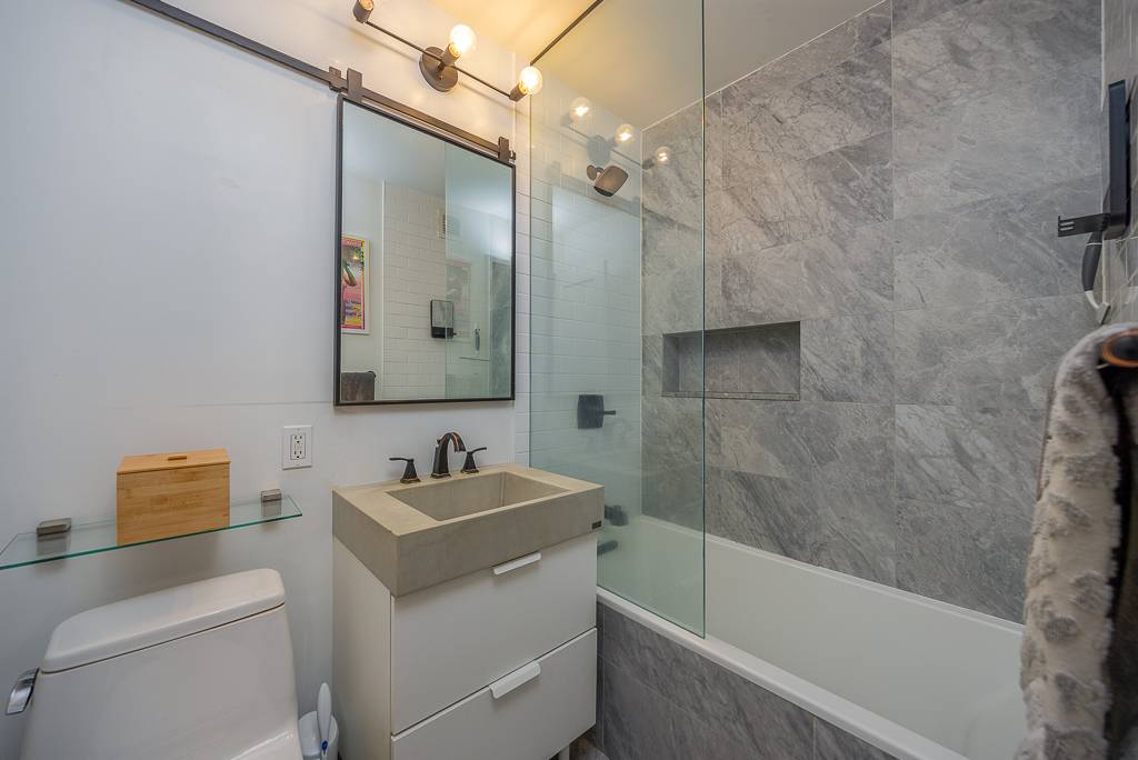 #29 photo, 305  E 24th Street, #19D, Kips Bay , NY 10010