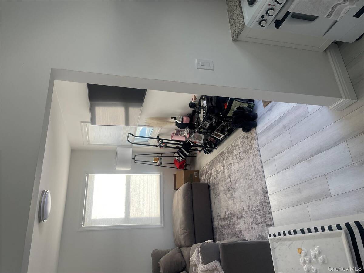 #3 photo, 7 Anawanda Road, North Babylon , NY 11703