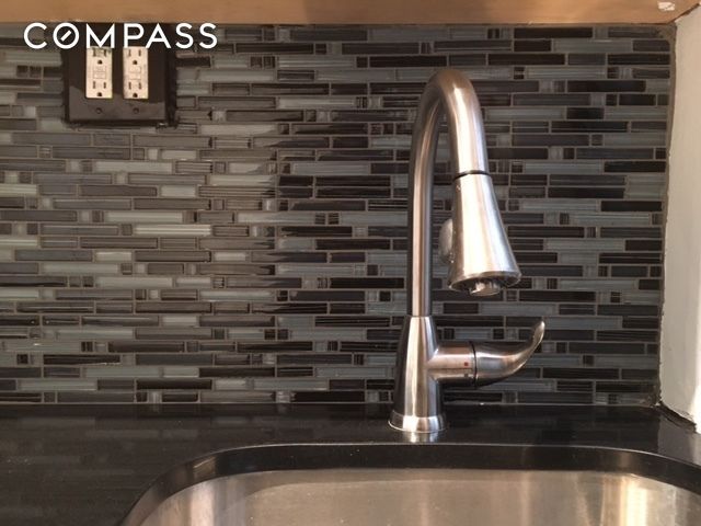 #4 photo, New York City, West Village , NY 10014