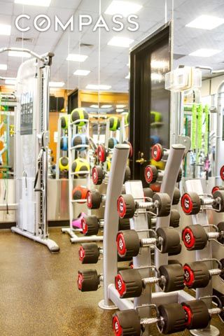 #12 photo, New York City, Midtown , NY 10001